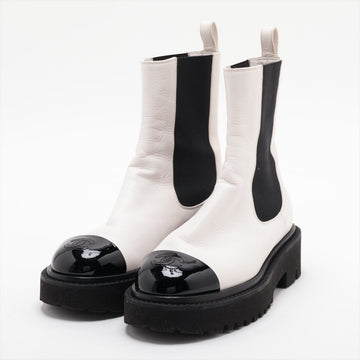 Chanel Coco Brand Leather  Sidewear 37  White G38218