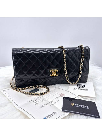 chain cross bag black Chanel