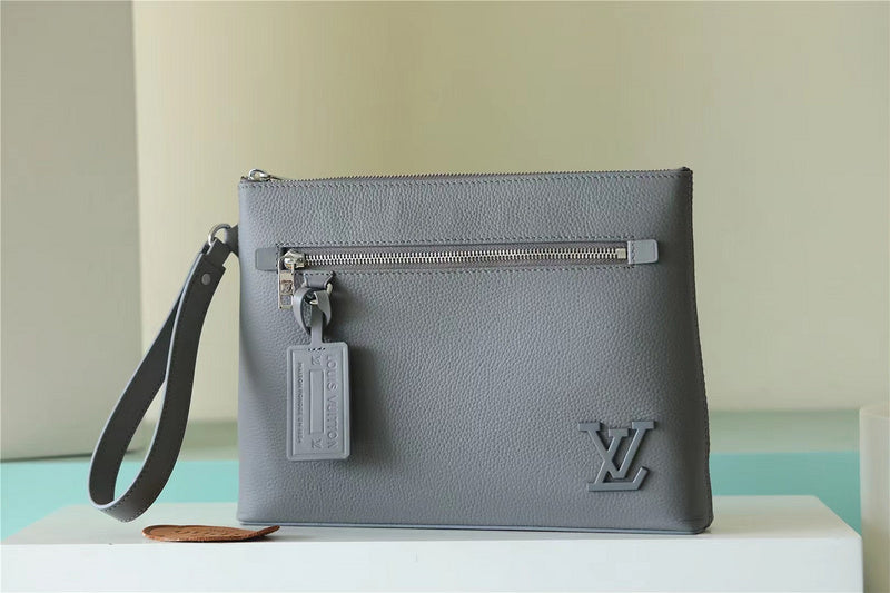 Pearl Street Bags - Louis Vuittons  - 10688