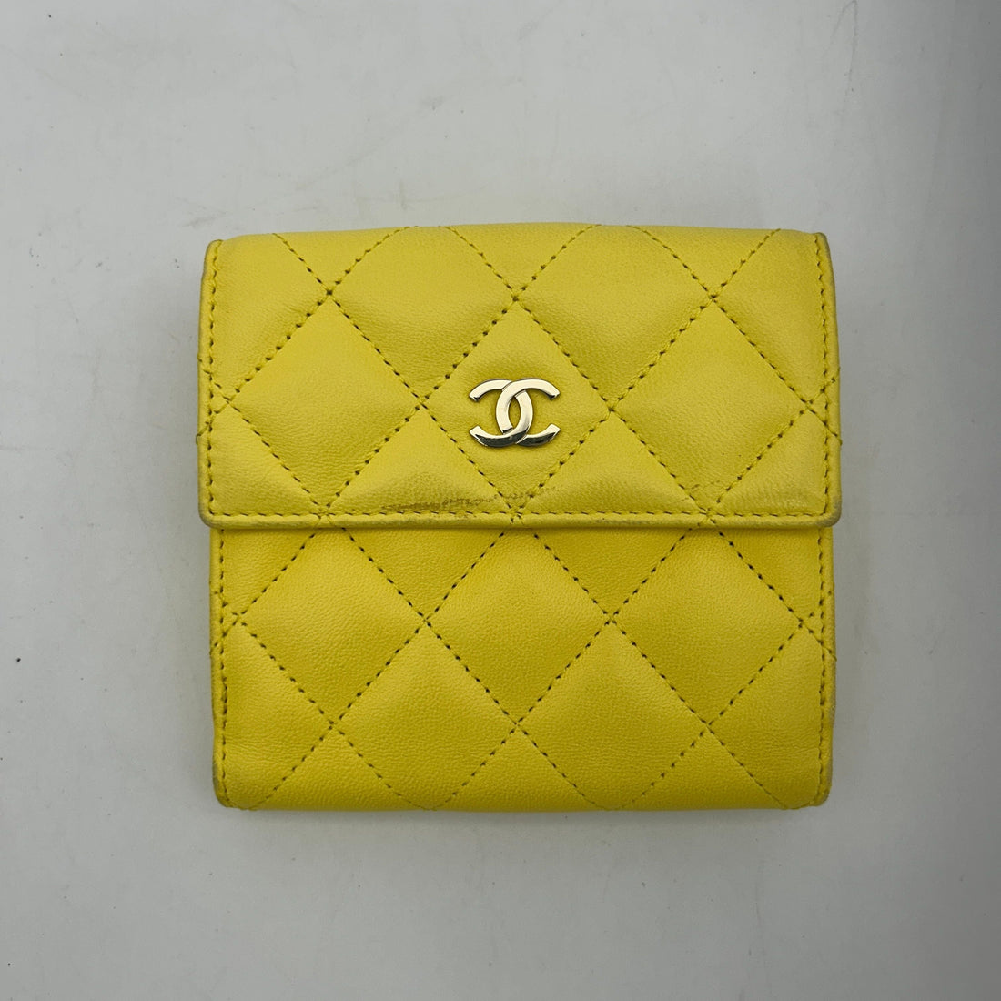 Top Quality Chanel Bifold Wallet Gold Hardware ITB77BZS0C3F