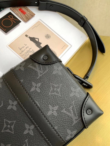 Pearl Street Bags- Louis Vuittons  - 15871
