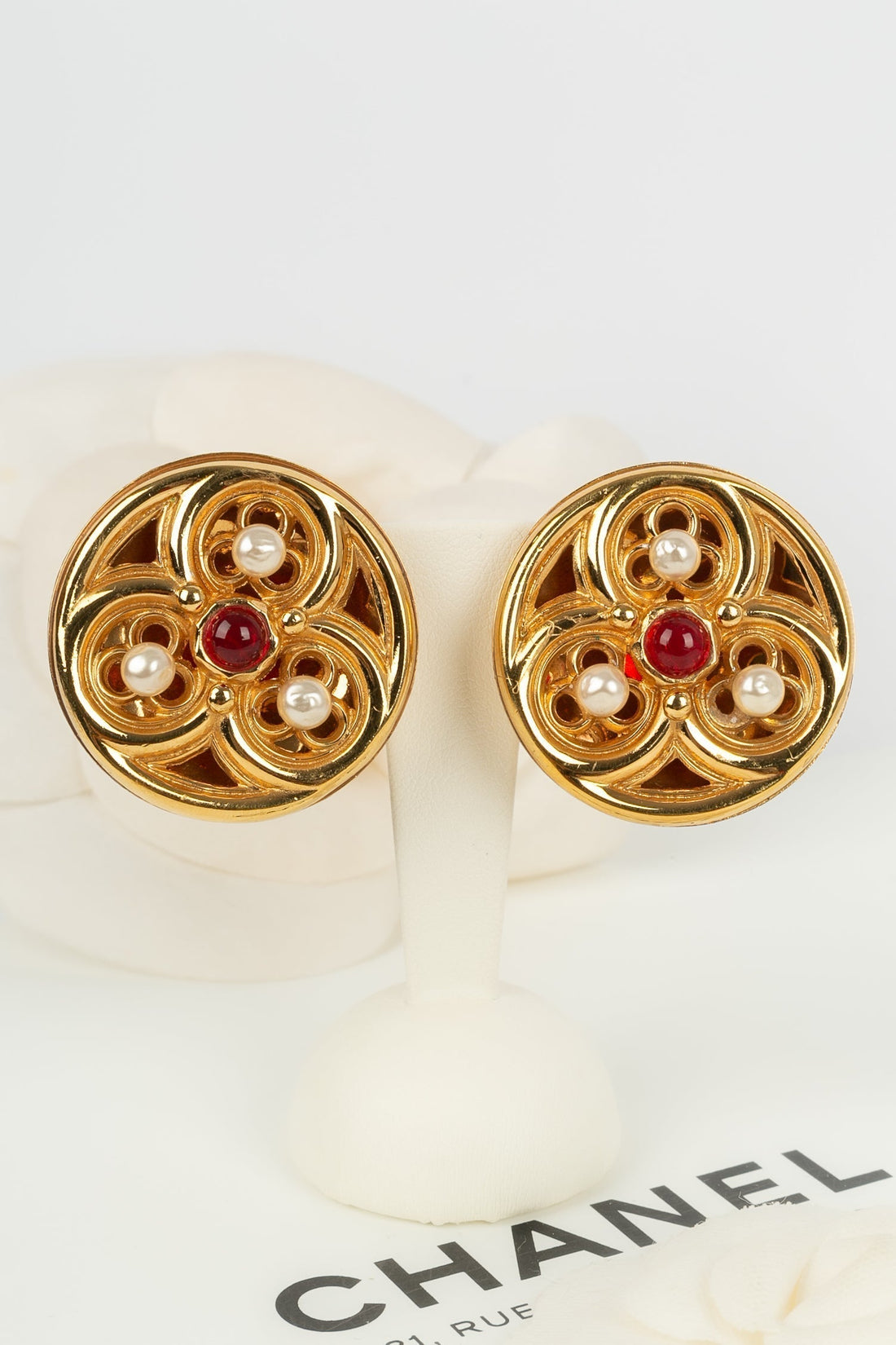Boucles d'oreilles Top Quality Chanel Automne 1989
