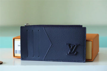 Pearl Street Bags - Louis Vuittons  - 10600
