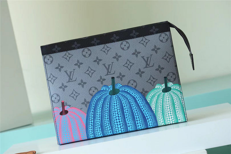 Pearl Street Bags - Louis Vuittons  - 10589