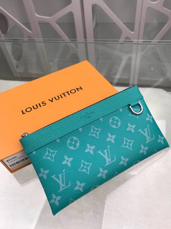 Pearl Street Bags - Louis Vuittons  - 11028