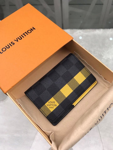Pearl Street Bags - Louis Vuittons  - 10999