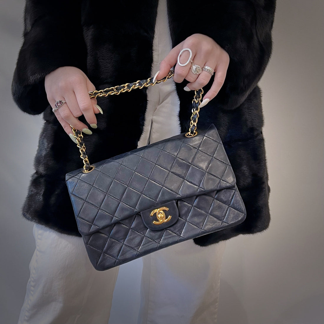 Chanel  18K gold Classic Flap Lambskin Medium bag