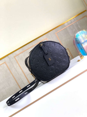 Pearl Street Bags - LV Bags -  2590