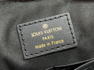 Pearl Street Bags- Louis Vuittons  - 15925