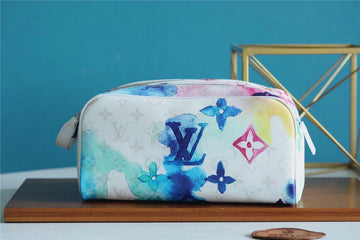 Pearl Street Bags - Louis Vuittons  - 10668
