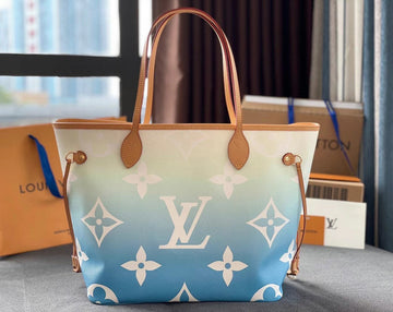 Pearl Street Bags - LV Bags -  2535
