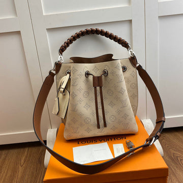 Pearl Street Bags - LV Bags -  1835