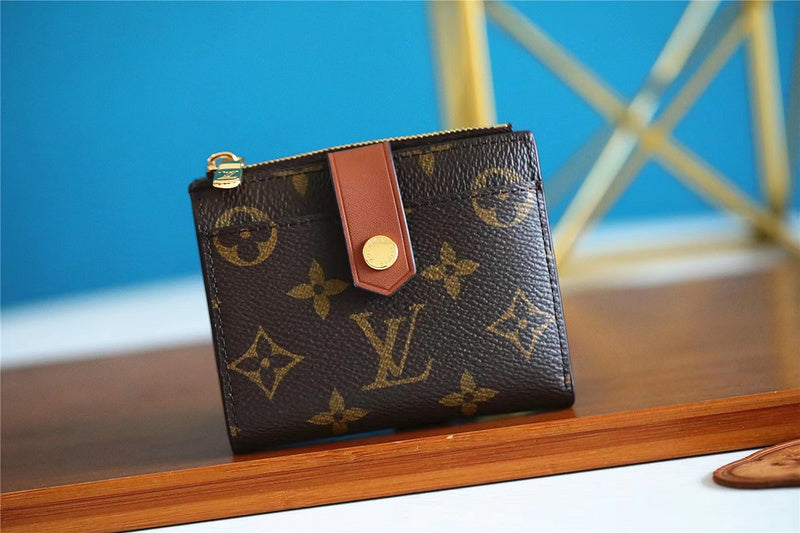 Pearl Street Bags - Louis Vuittons  - 10811