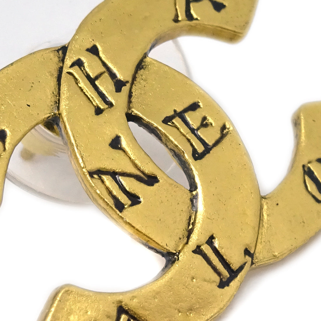 Chanel Piercing Earrings Gold 99A