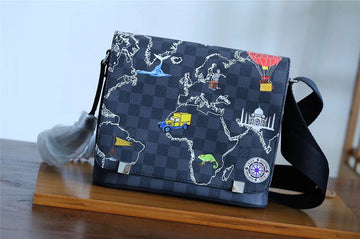 Pearl Street Bags - Louis Vuittons  - 10407