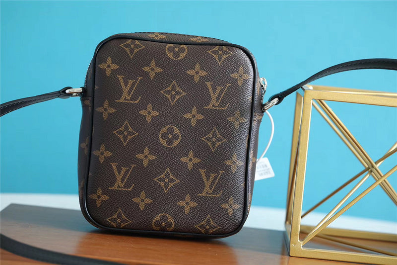 Pearl Street Bags - Louis Vuittons  - 10387