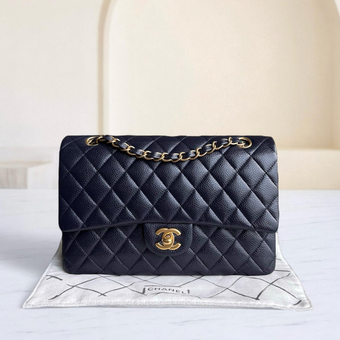 Chanel Classic Flap Medium - Togo/epsom/caviar/clemence/callfskin/cowhide/lambskin 25CM Quilted Grained CalBNkin Dark Navy Midnight Blue Gold Hardware Series 21