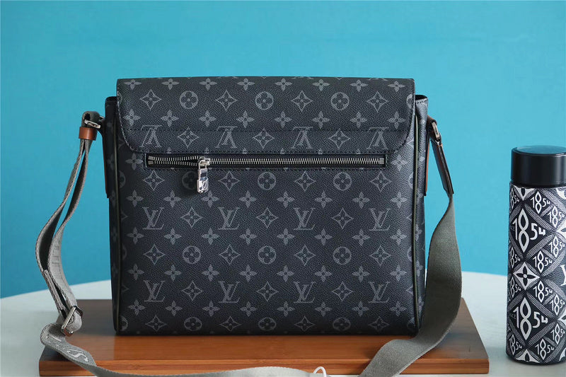 Pearl Street Bags - Louis Vuittons  - 10406