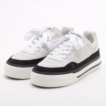 Chanel Coco 23B  Trainers 37  Black X White G45208