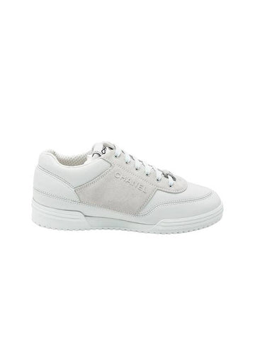 Lettering Two Tone Sneakers Suede CalBNkin White Chanel