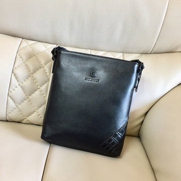 Pearl Street Bags - New Arrivals - 649