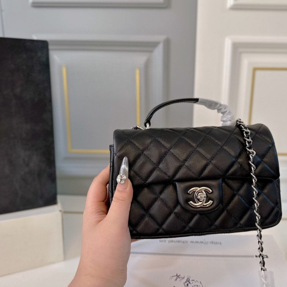 CC MINI FLAP BAG togo/epsom/calf skin/cowhide/caviar BLACK 20CM
