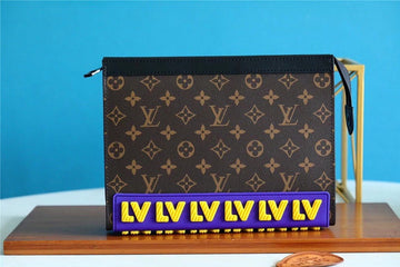 Pearl Street Bags - Louis Vuittons  - 10798