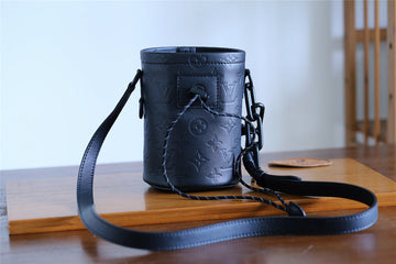 Pearl Street Bags - Louis Vuittons  - 10381