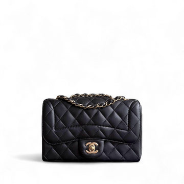 Chanel Mademoiselle Chic Flap Small - 23CM Quilted Lambskin Black Gold Hardware Series 21
