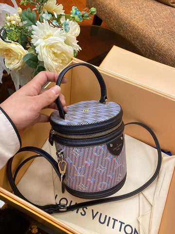 Pearl Street Bags - LV Bags -  2595