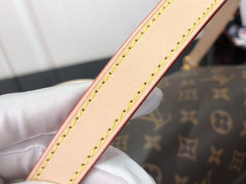 Pearl Street Bags- Louis Vuittons  - 15928