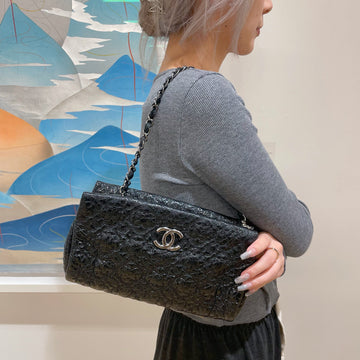 Chanel  leather shoulder bag