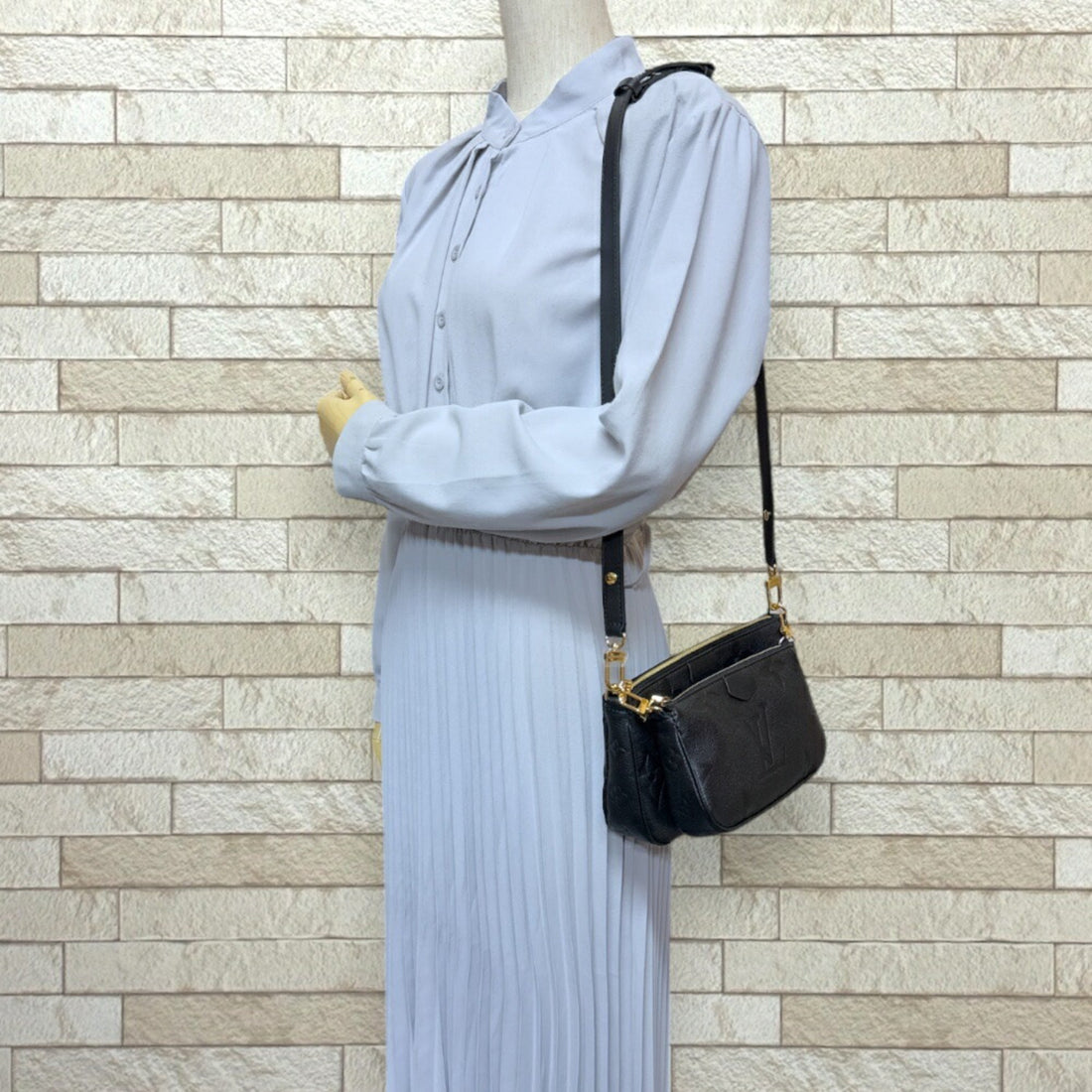 Louis Vuitton  Noir Monogram Empreinte Shoulder Bag
