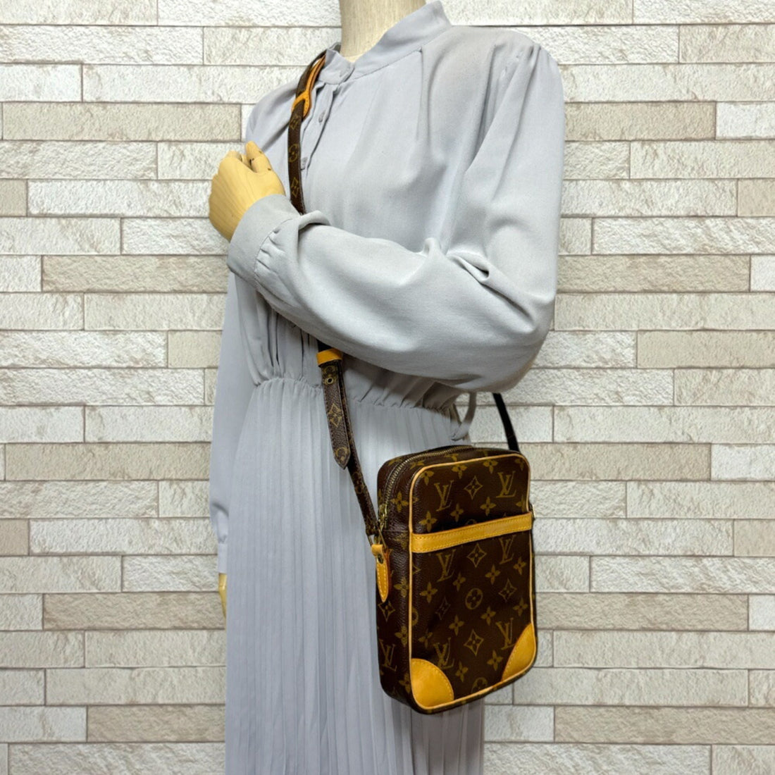 Louis Vuitton  Monogram Monogram Shoulder Bag
