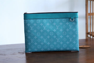 Pearl Street Bags - Louis Vuittons  - 11118