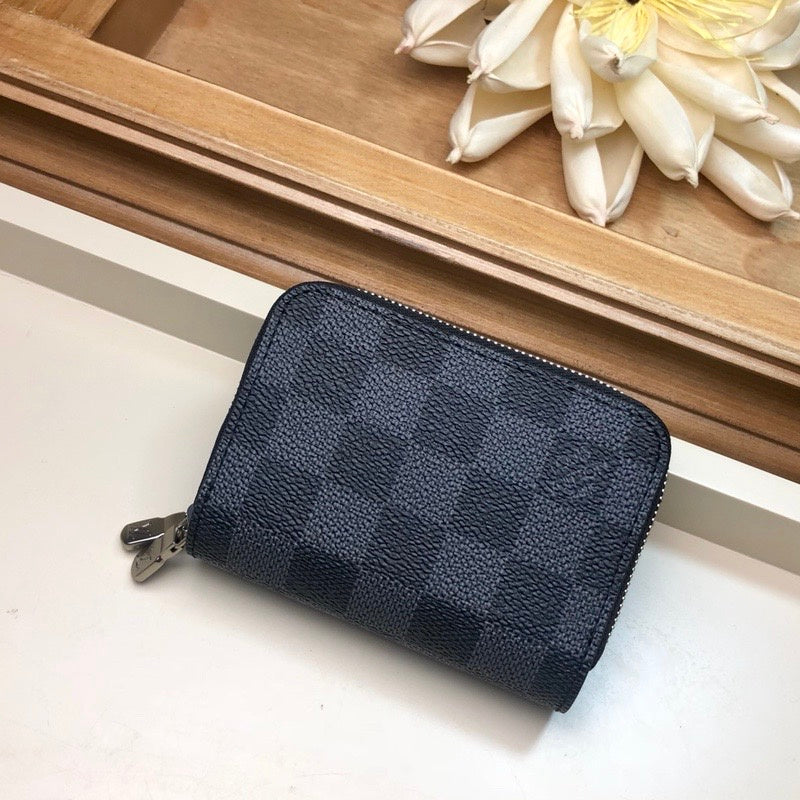 Pearl Street Bags - Louis Vuittons  - 10885