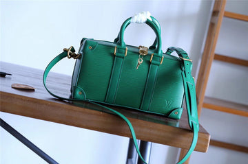 Pearl Street Bags - Louis Vuittons  - 10431