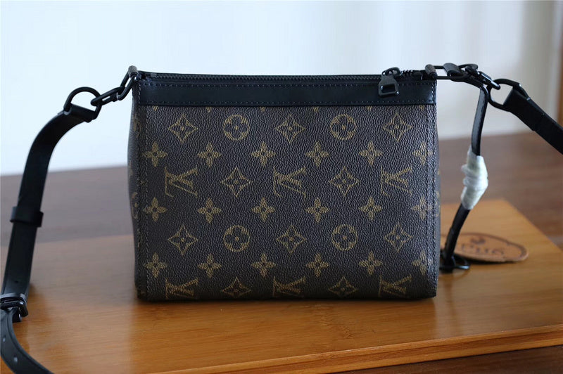 Pearl Street Bags - Louis Vuittons  - 10461