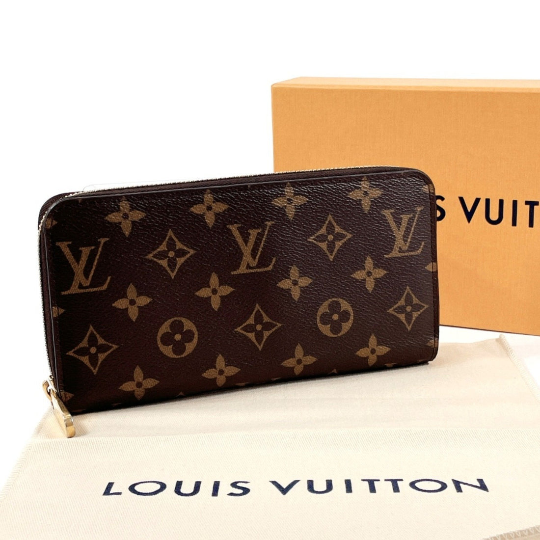 Louis Vuitton  Monogram Monogram Long Wallet (Bi-Fold)