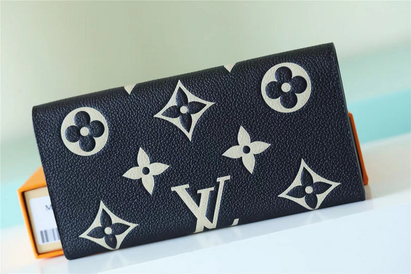 Pearl Street Bags - Louis Vuittons  - 10578