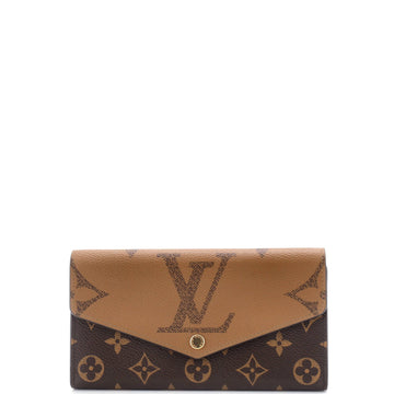 Sarah Wallet NM Reverse Monogram Giant and Monogram Canvas