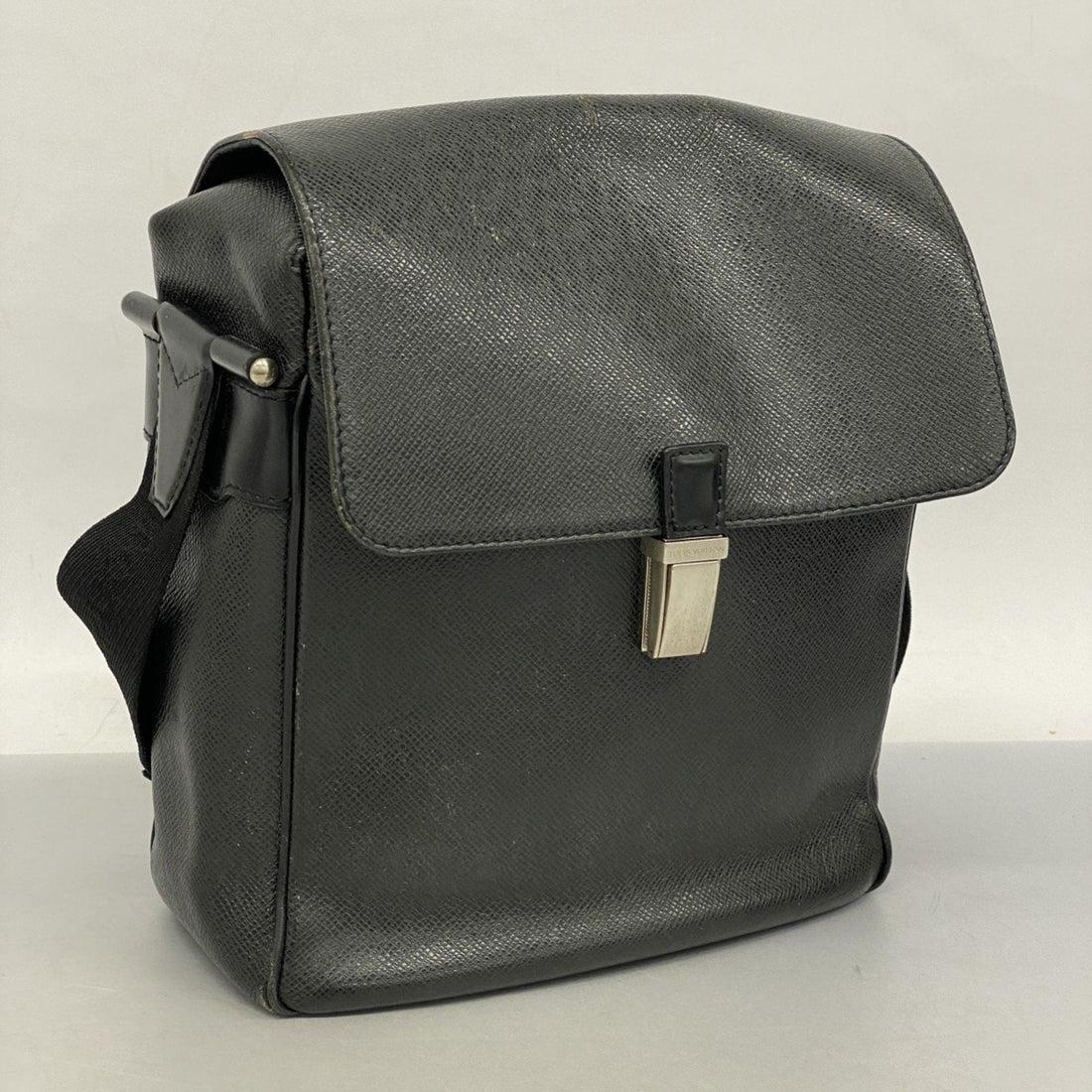 Louis Vuitton  Shoulder Bag