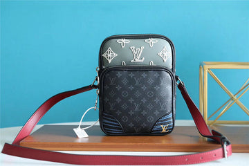 Pearl Street Bags - Louis Vuittons  - 10382