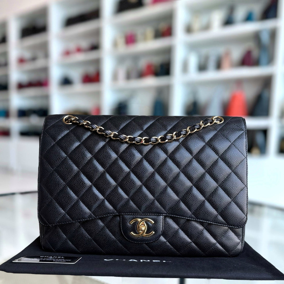 Chanel Classic Flap Maxi - Togo/epsom/caviar/clemence/callfskin/cowhide/lambskin Double Flap 33CM Quilted Black Gold Hardware Series 15