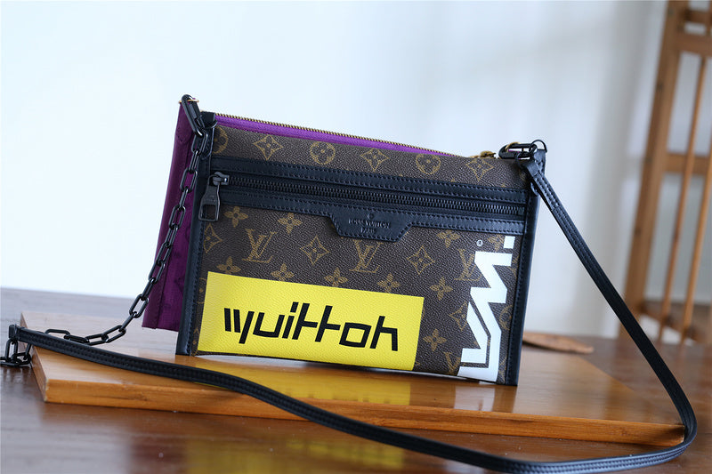 Pearl Street Bags - Louis Vuittons  - 10478