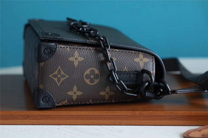 Pearl Street Bags - Louis Vuittons  - 10476