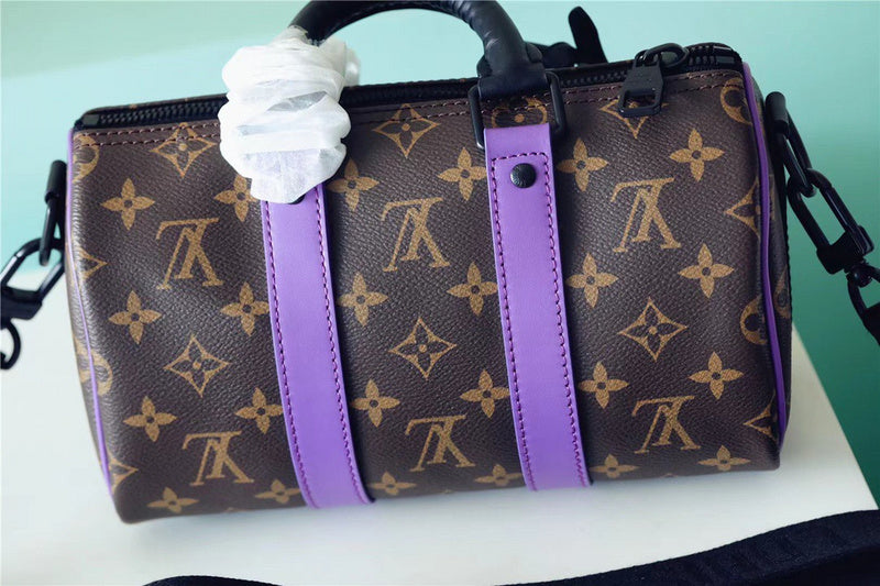 Pearl Street Bags - Louis Vuittons  - 11255