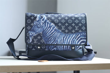 Pearl Street Bags - Louis Vuittons  - 10472