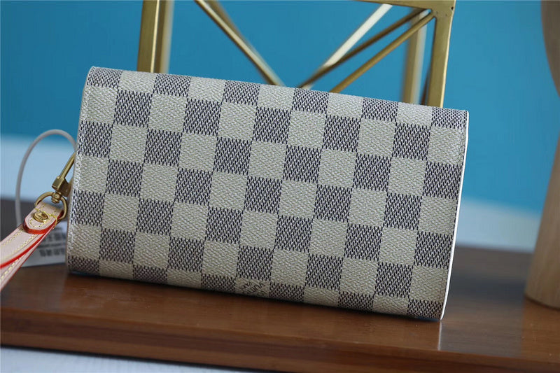 Pearl Street Bags - Louis Vuittons  - 11071
