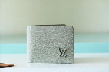 Pearl Street Bags - Louis Vuittons  - 10573